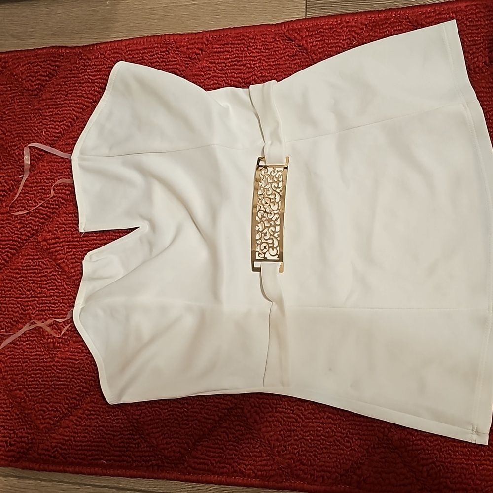 White Top by Vizio USA